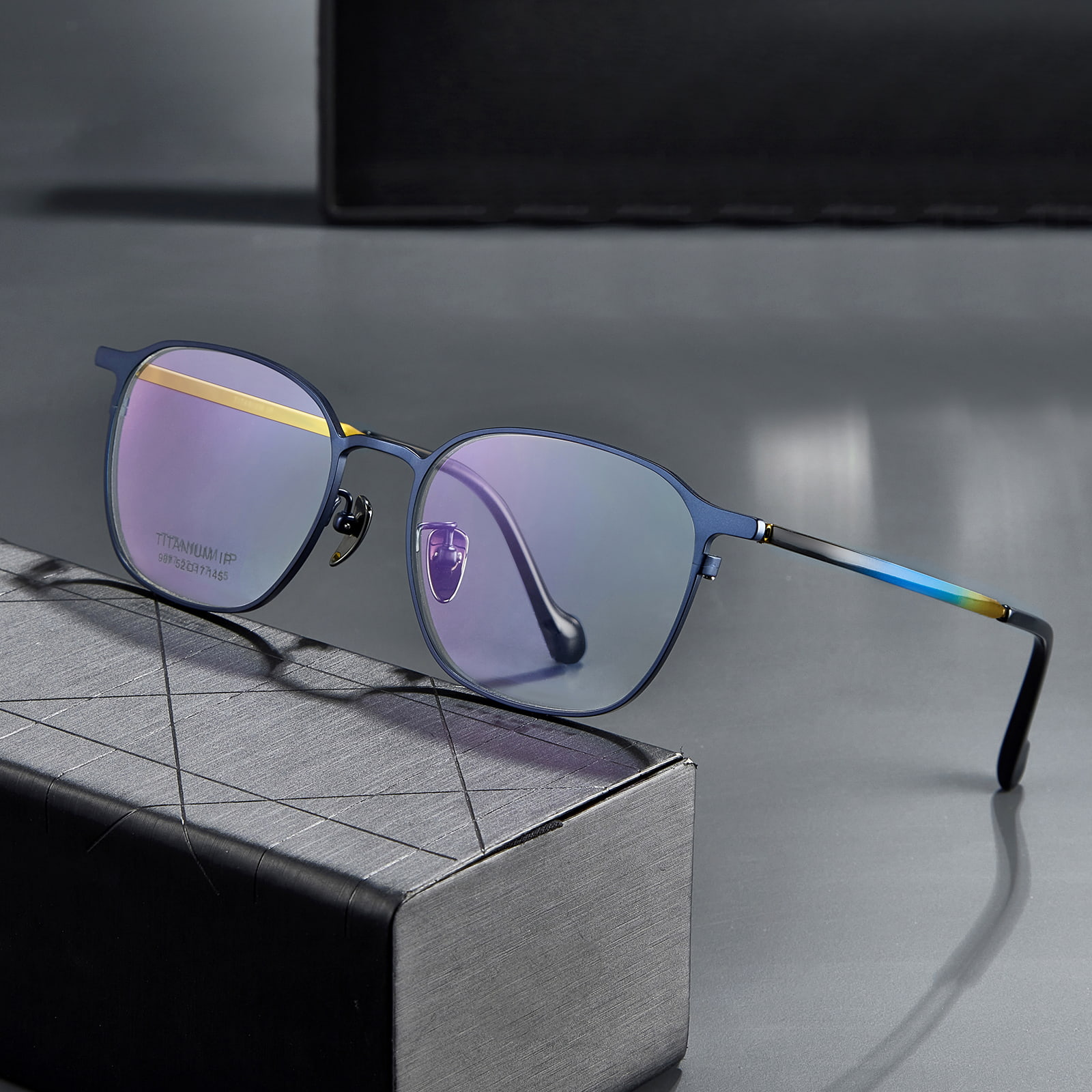 987 Simple Gradient Color Temples Pure Titanium Glasses