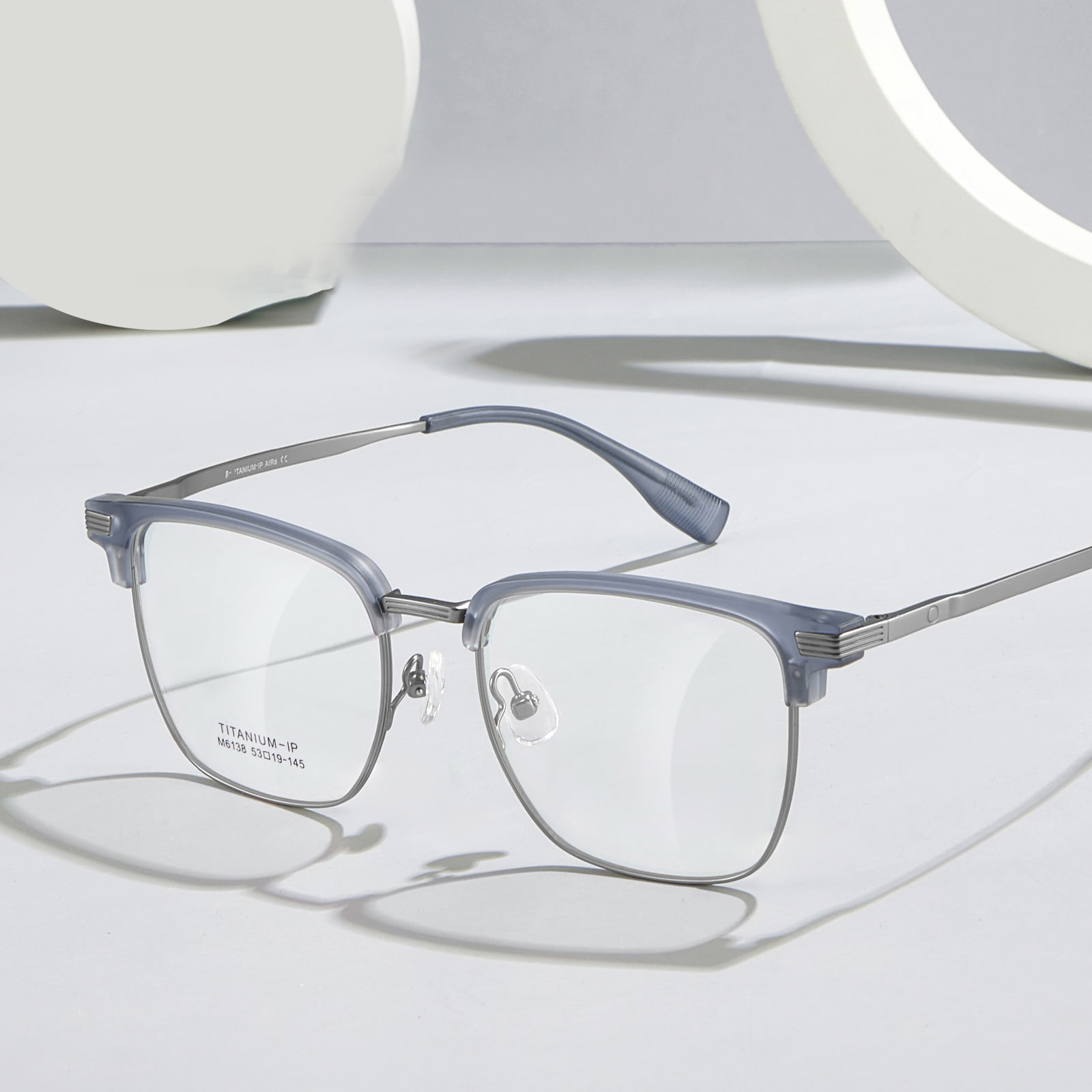 M6138 Stabilis et Corrosio-Resistentes β Titanium Vitri impressi