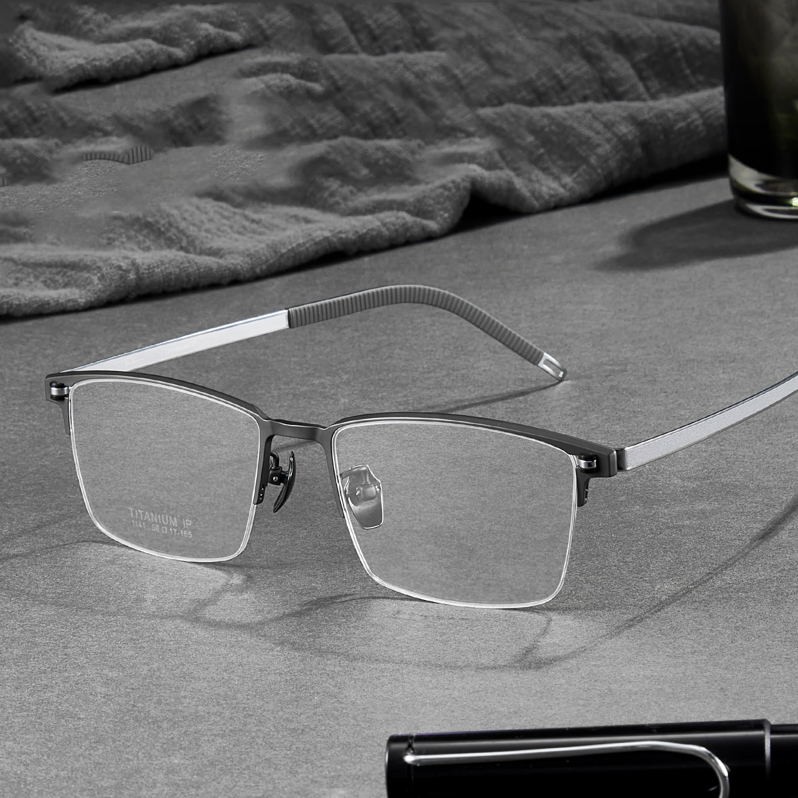 MCXXXI dimidium Frame non pingitur pura Titanium Vitri