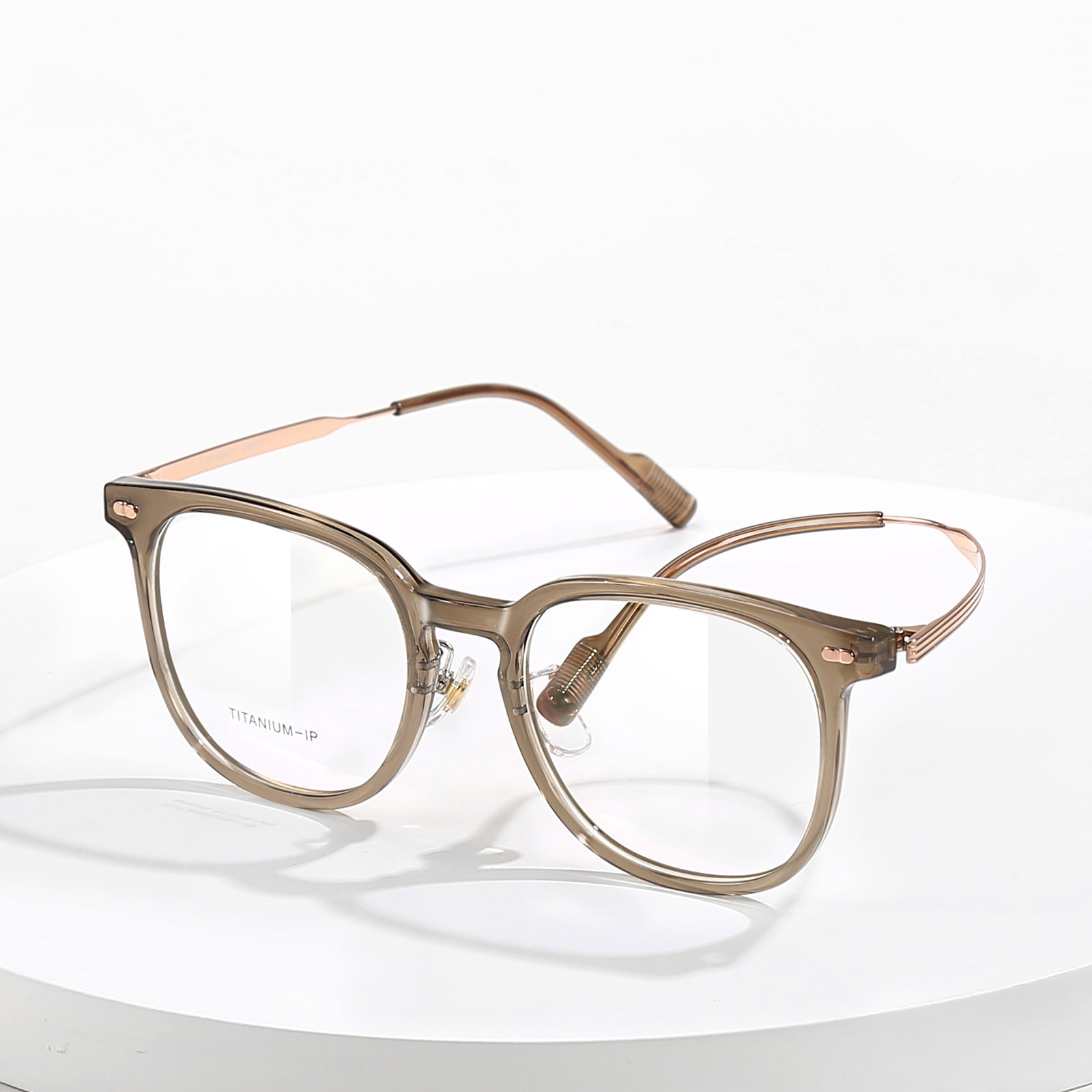 M8045 Durable Creber Non Fading β Titanium Vitra