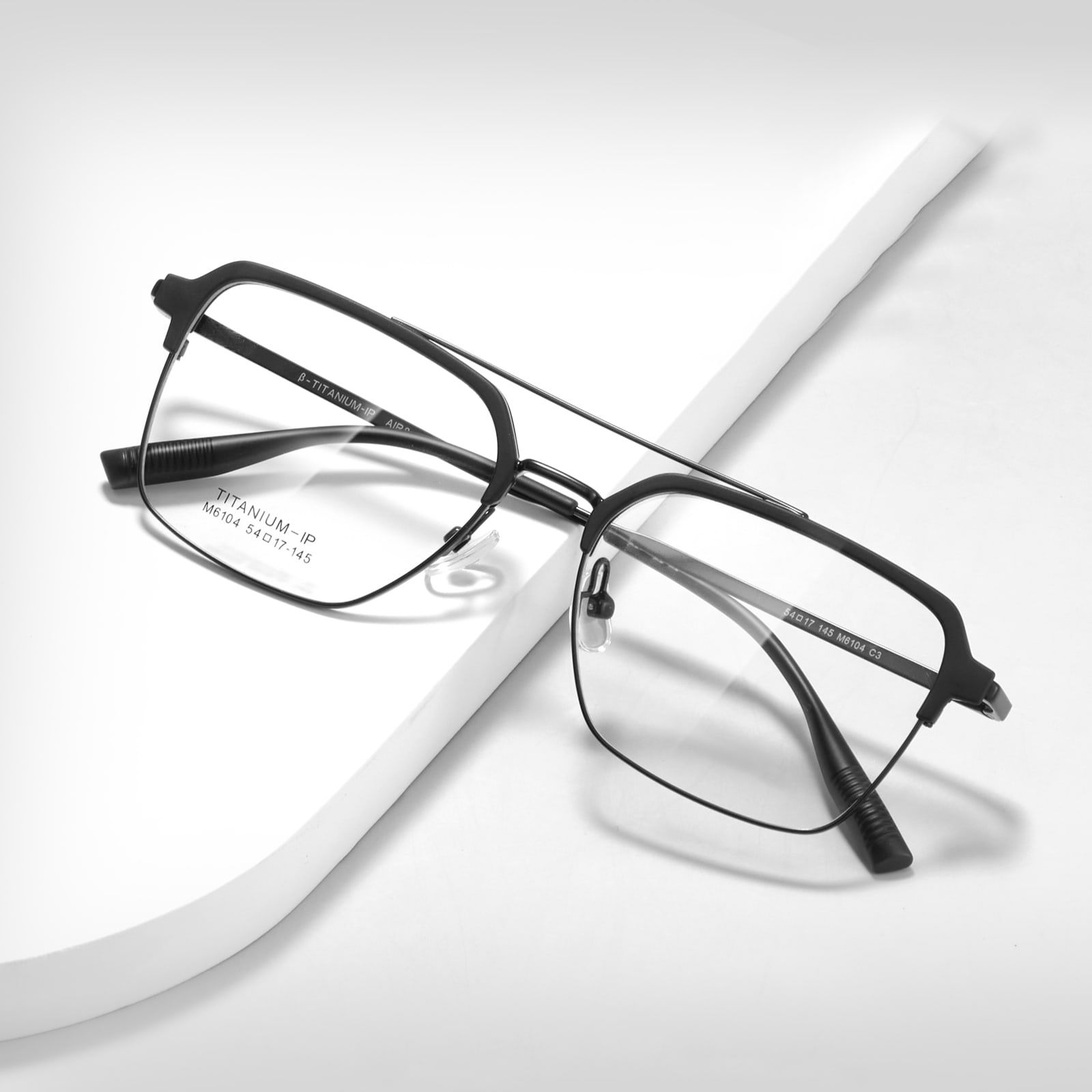 M6104 Duplex Beam Non Fading Glossy β Titanium Glasses