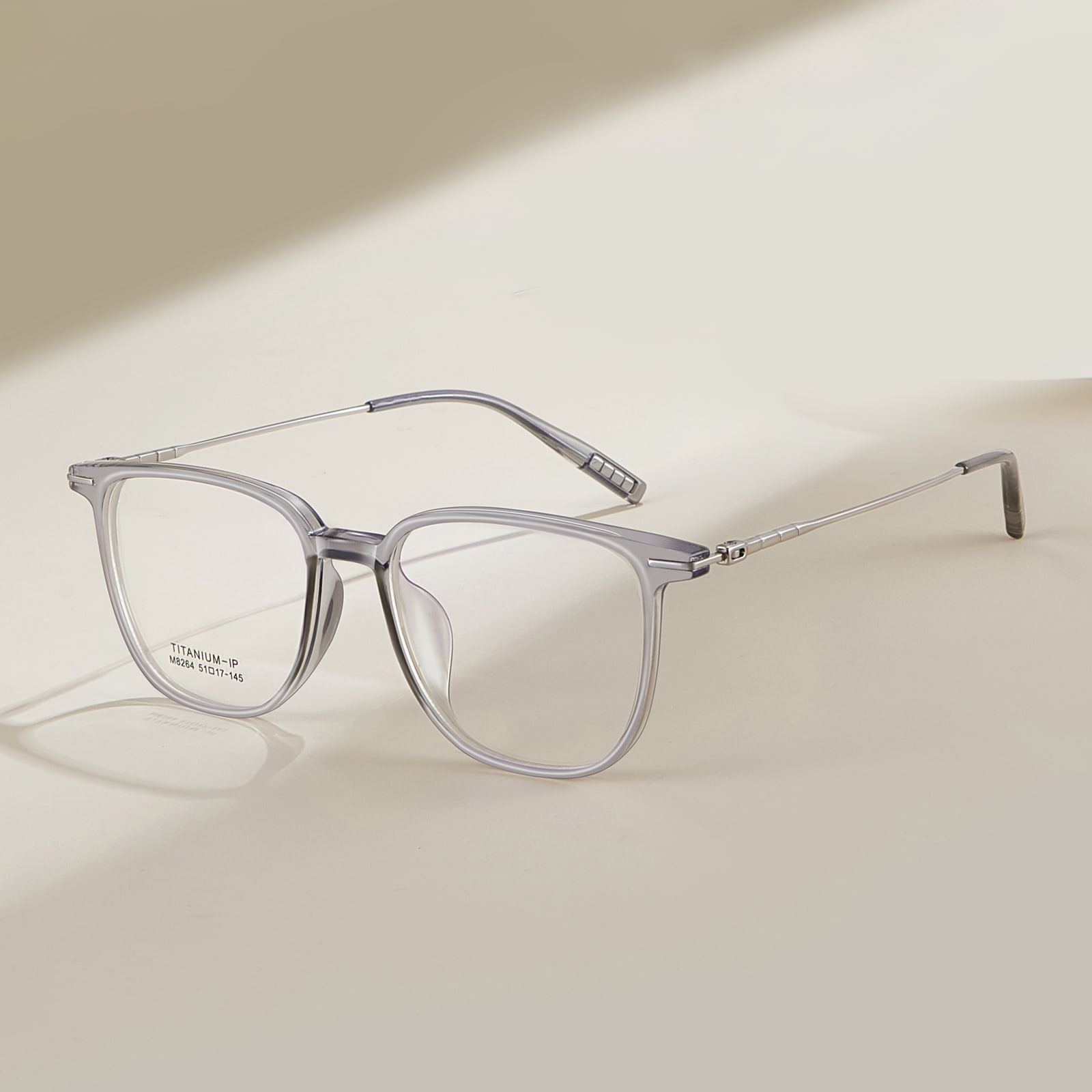 M8264 Leve et Durabile Bamboo β Titanium Vitra